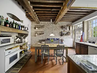 Maison, 255 m²