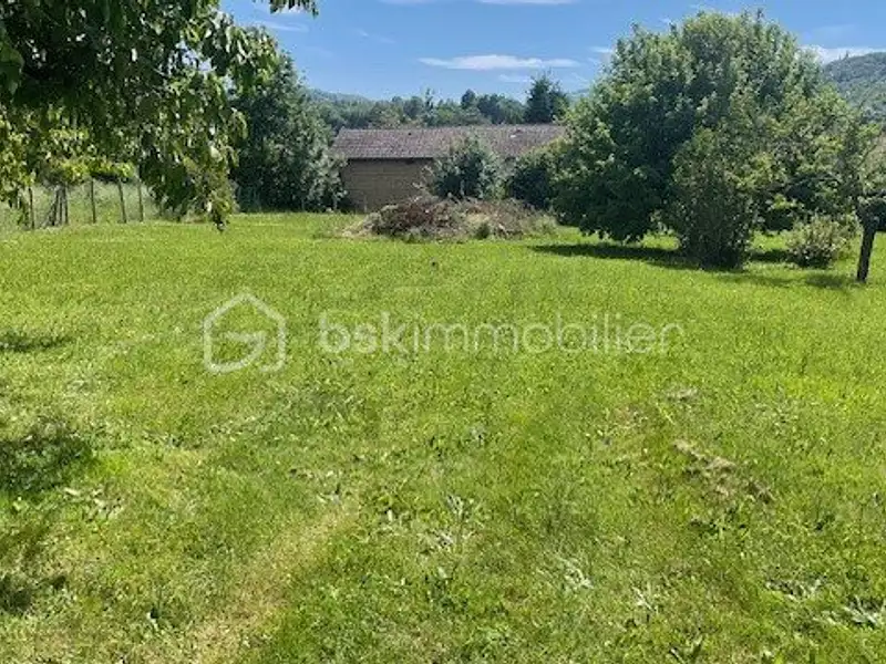 Terrain, 973 m²