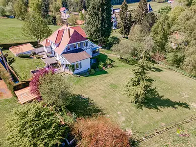 Maison, 242 m²
