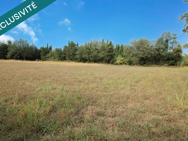 Terrain, 3 213 m²