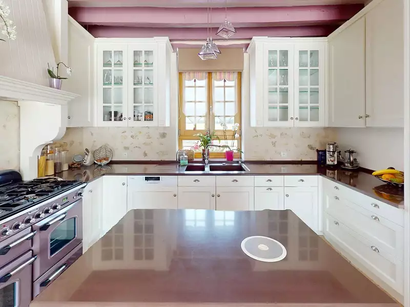 Maison, 220 m²