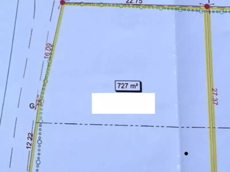 Terrain, 727 m²