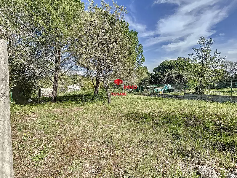 Terrain, 1 000 m²