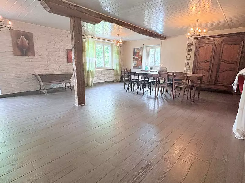 Maison, 236 m²