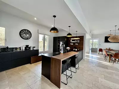 Maison, 277 m²