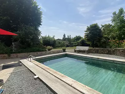 Maison, 245 m²
