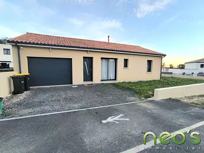 Maison, 77 m²