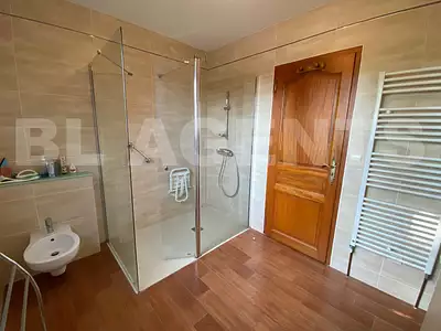 Maison, 160 m²