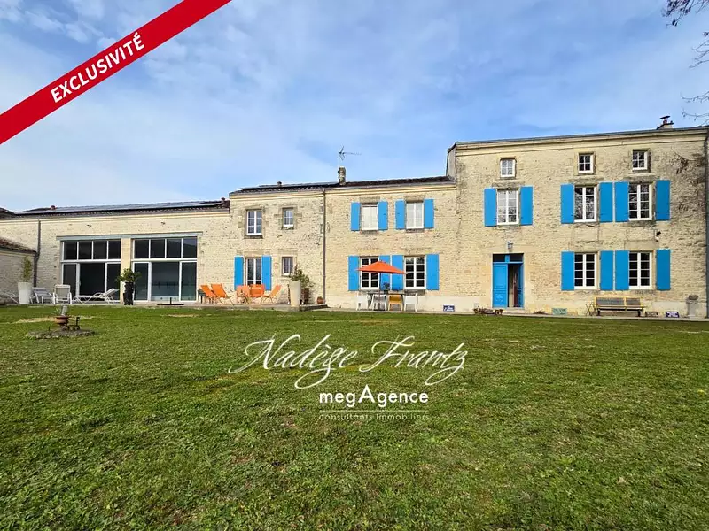 Maison, 371 m²