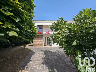 Maison, 166 m²
