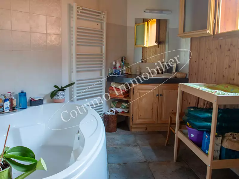 Maison, 168 m²