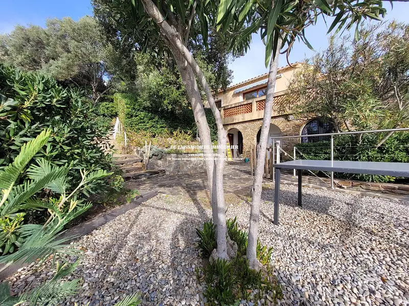 Maison, 163 m²