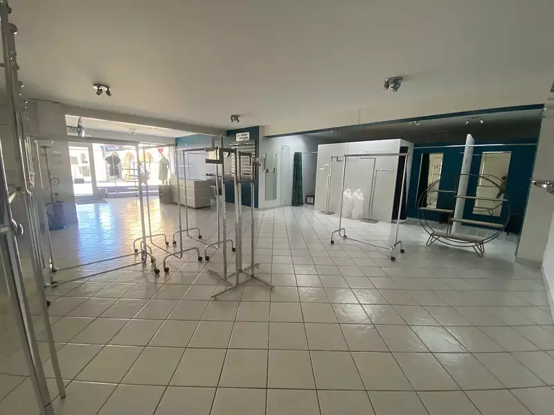 Divers, 100 m²