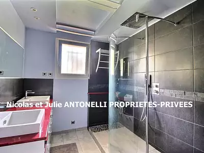 Maison, 170 m²