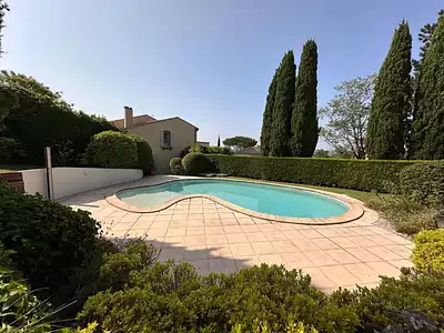 Maison, 215 m²