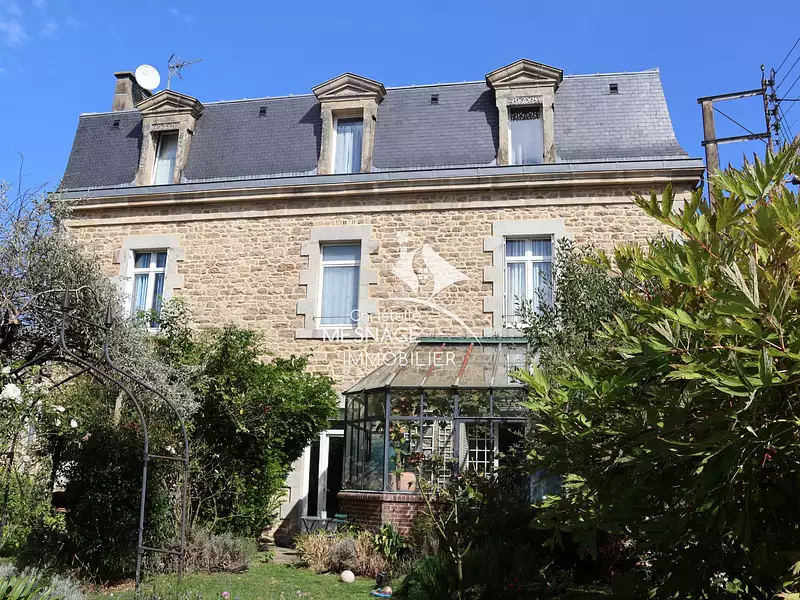 Maison, 483 m²