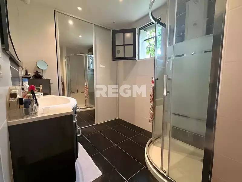 Maison, 175 m²
