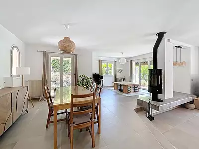 Maison, 204 m²