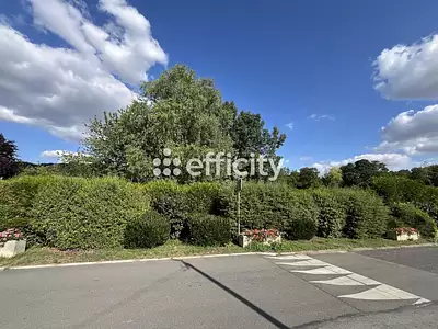 Terrain, 616 m²
