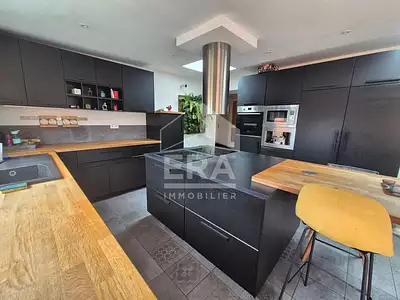 Maison, 272 m²