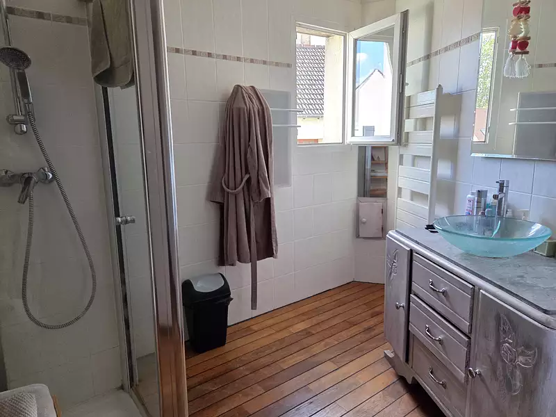Maison, 247 m²