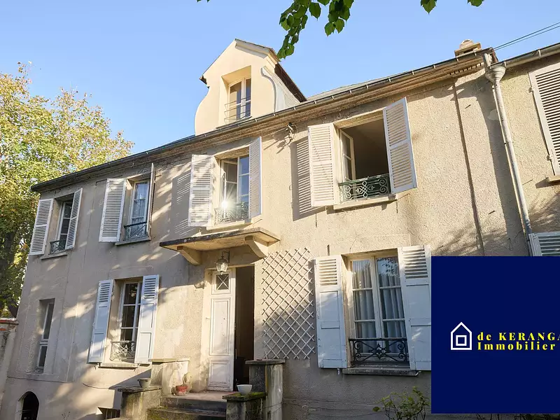 Maison, 222 m²