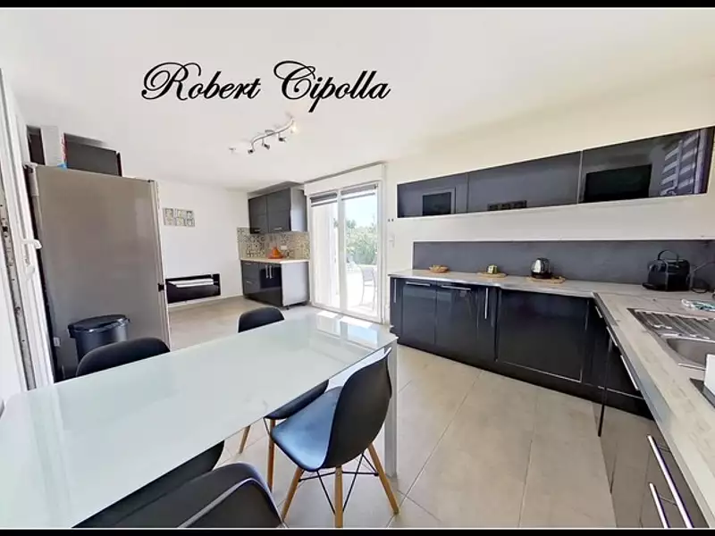 Maison, 185 m²