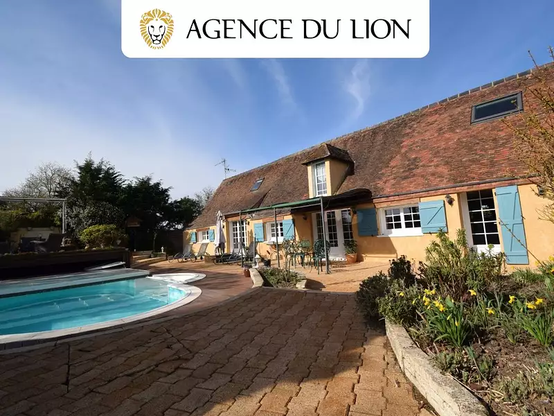 Maison, 220 m²