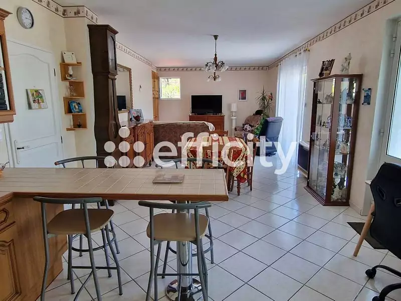 Maison, 140 m²