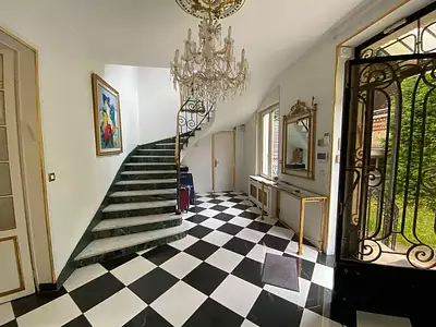 Maison, 250 m²