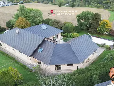Maison, 305 m²