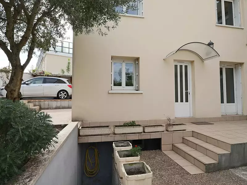 Maison, 77 m²