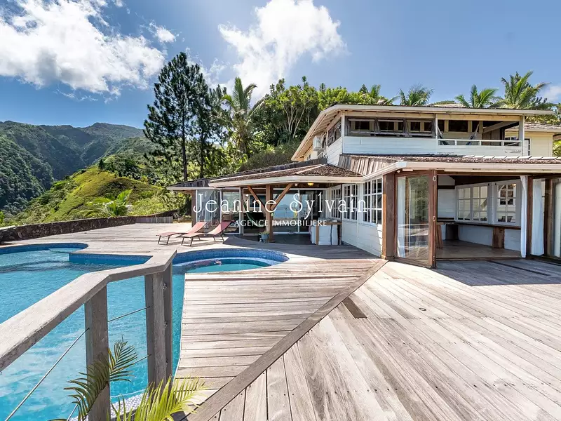 Maison, 250 m²