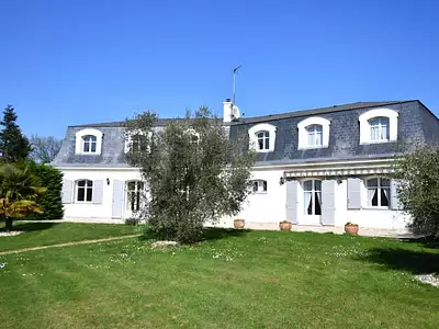 Maison, 305 m²