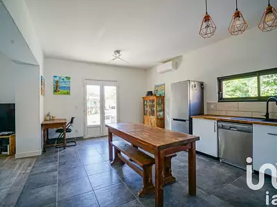Maison, 77 m²