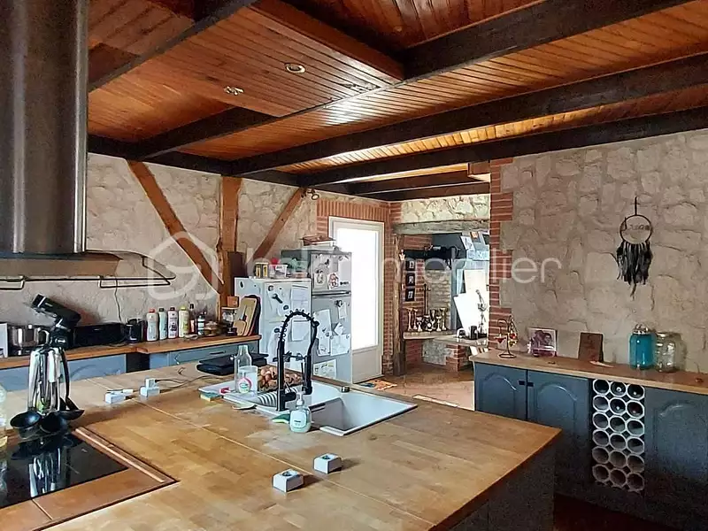 Maison, 236 m²