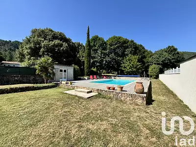 Maison, 156 m²
