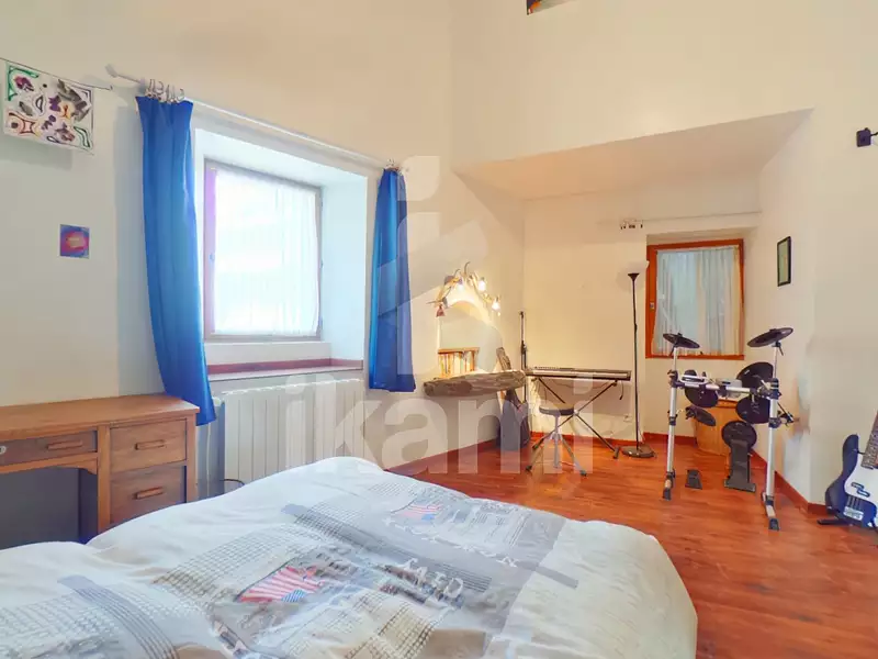Maison, 204 m²