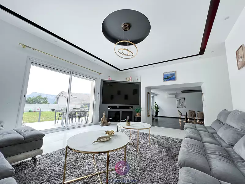 Maison, 151,8 m²