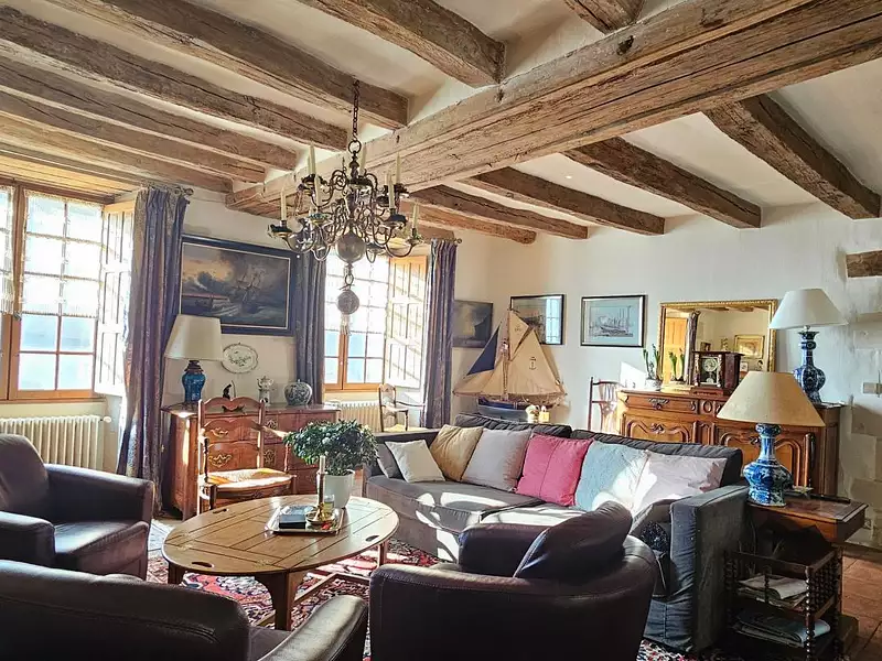 Maison, 263 m²