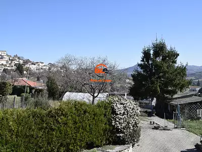 Terrain, 700 m²