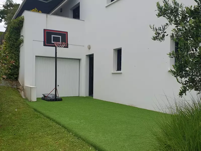 Maison, 169 m²