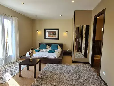Maison, 221 m²