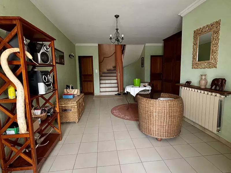 Maison, 270 m²