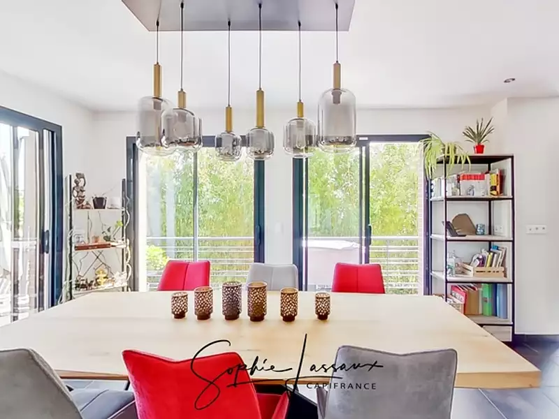 Maison, 181 m²