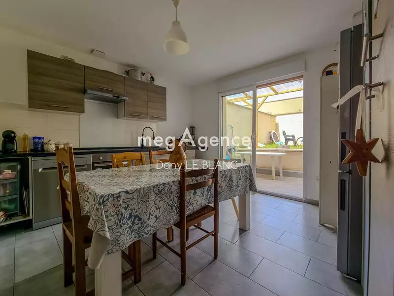 Maison, 93 m²