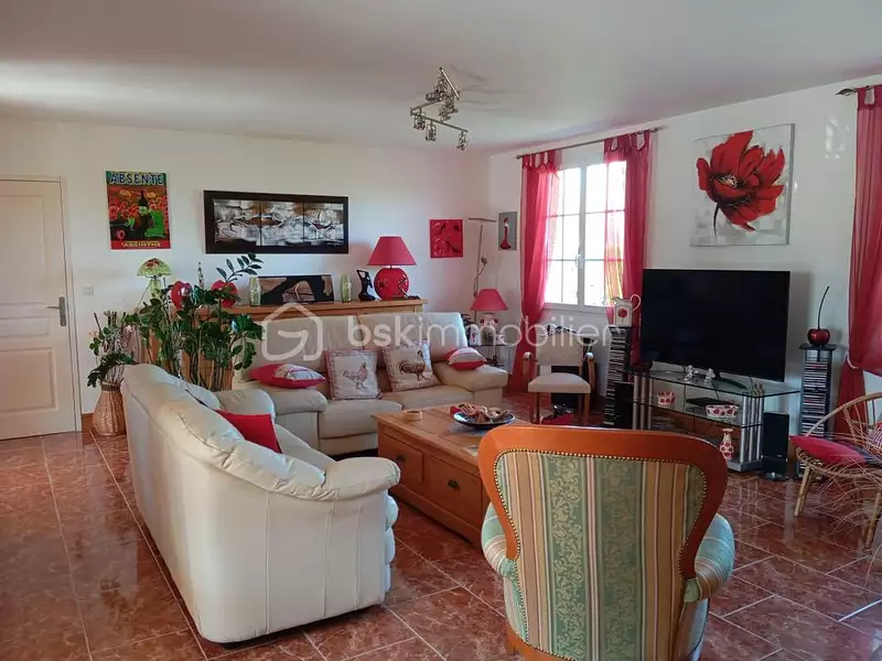 Maison, 174 m²