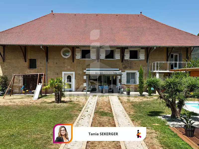 Maison, 280 m²