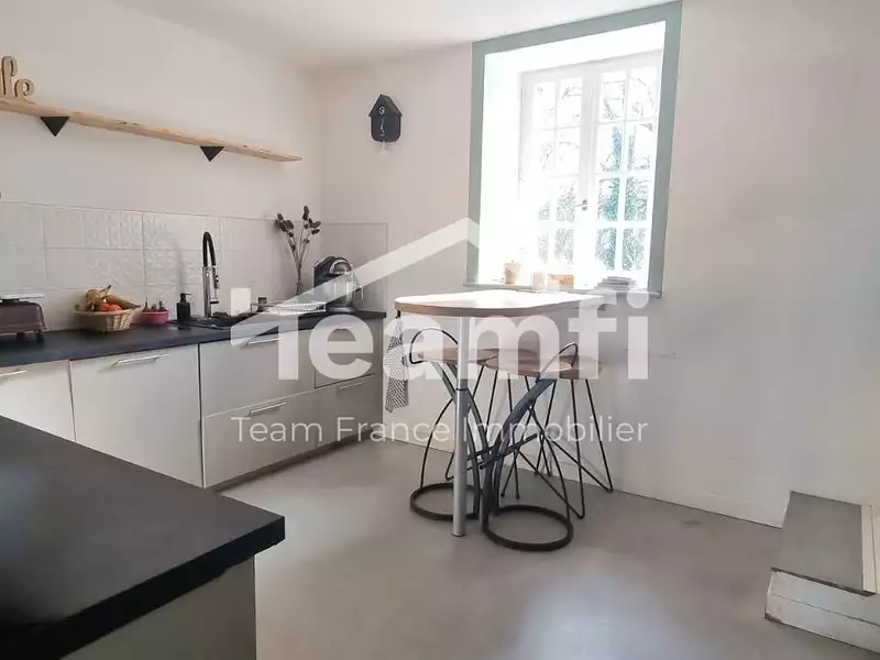 Maison, 245 m²