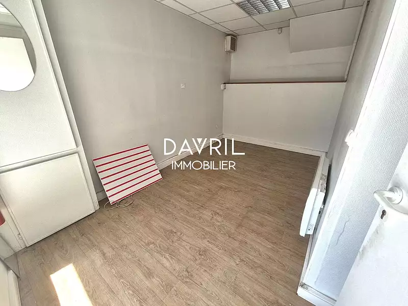 Divers, 121,28 m²